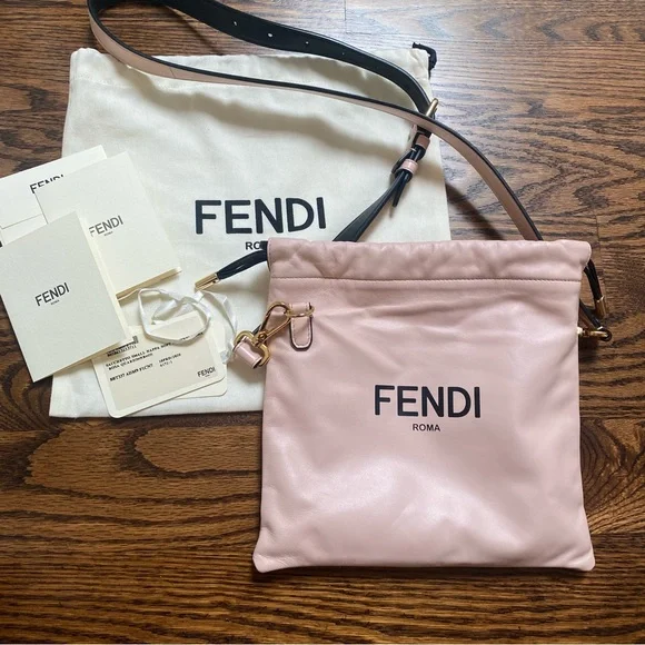 Fendi Baby Pink Leather Drawstring Crossbody / Shoulder Bag - Picture 3 of 9